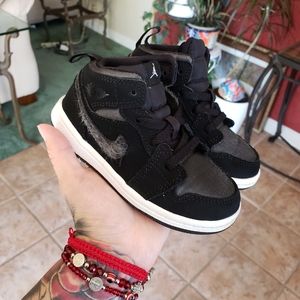 Jordan 1s 8c